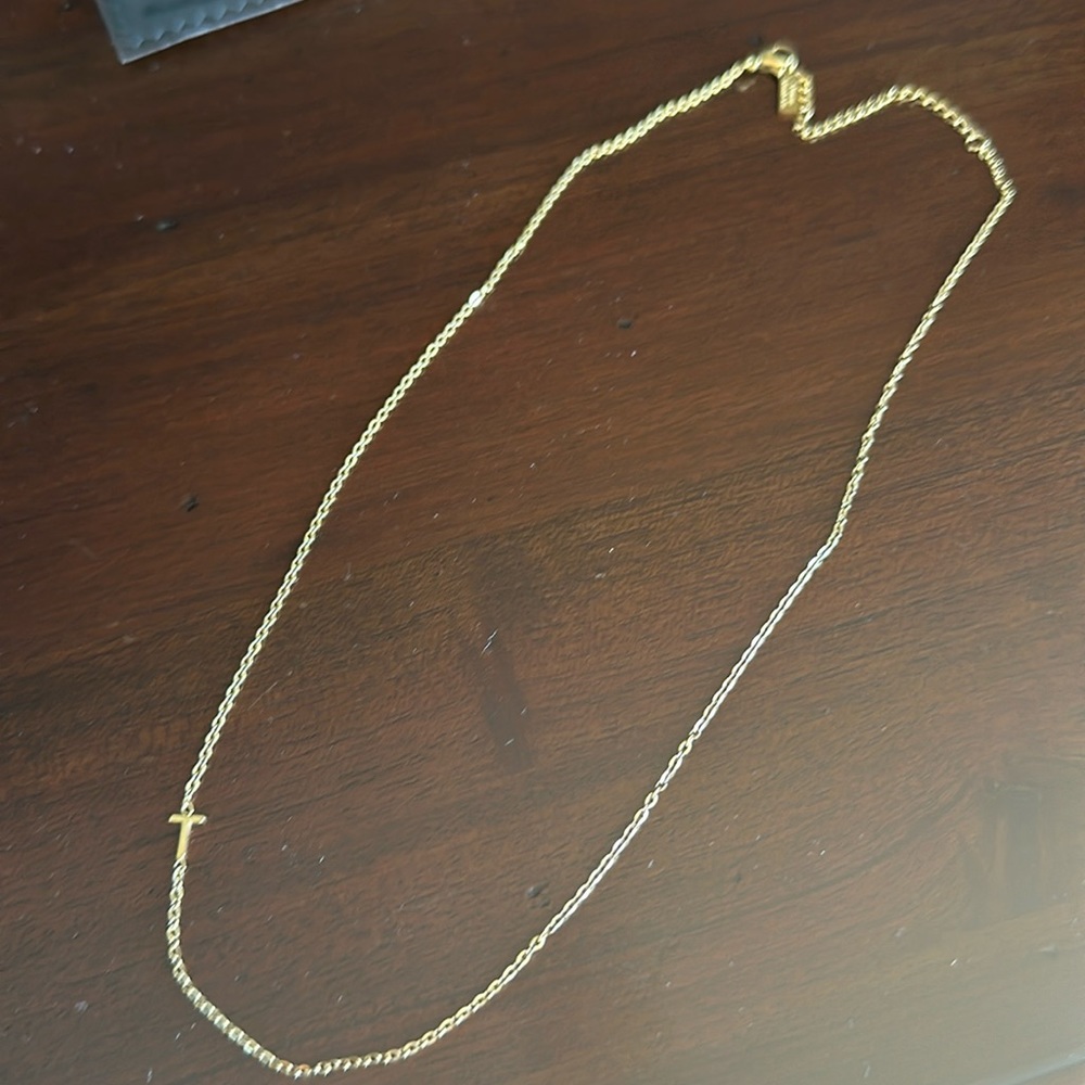 T intial sideway necklace gold vermeil